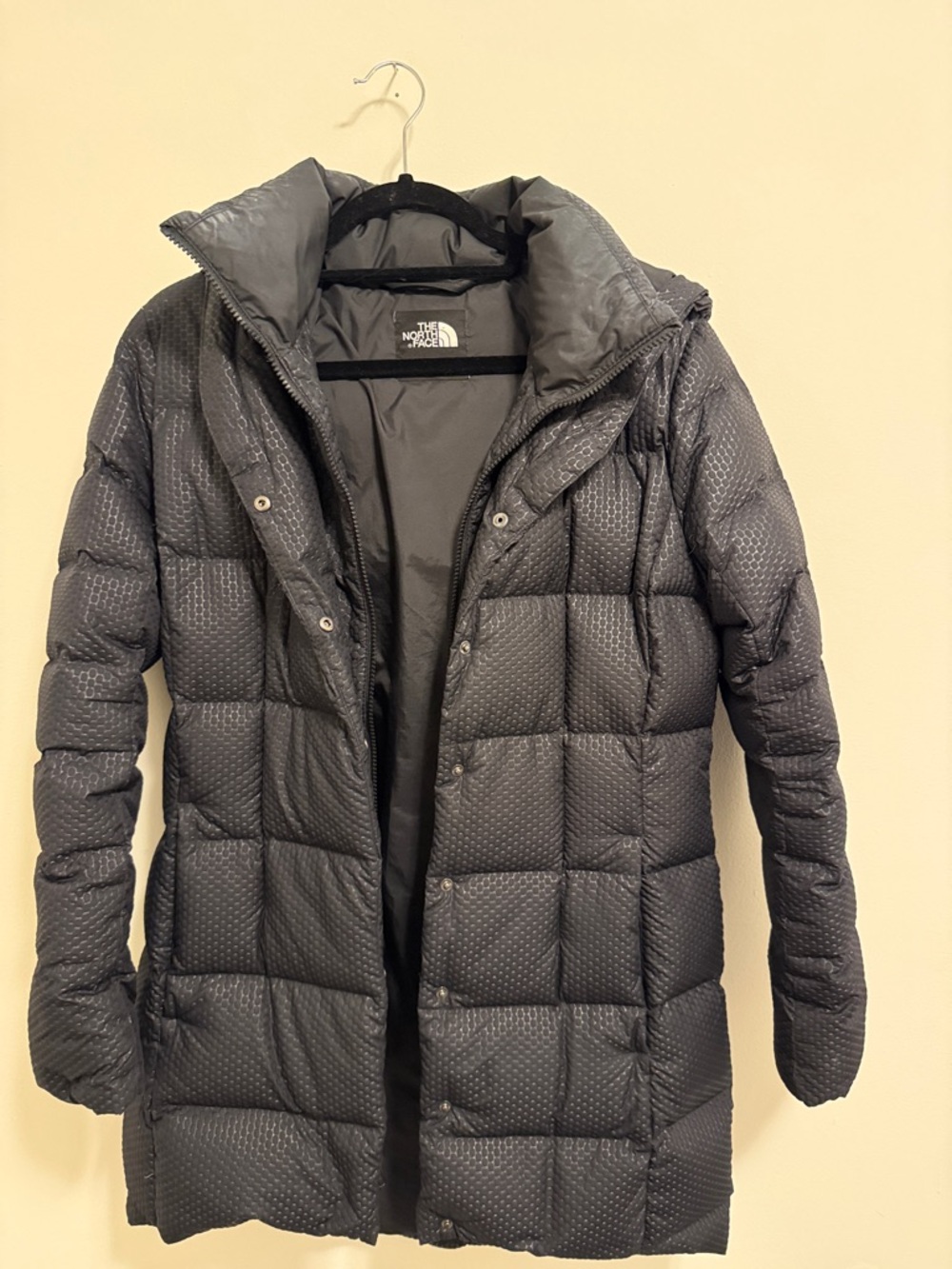 The North Face Women's Long Quilted Puffer Coat - Charcoal